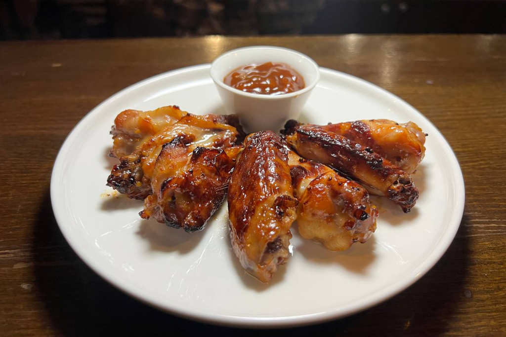 Куриные крылышки барбекю.png